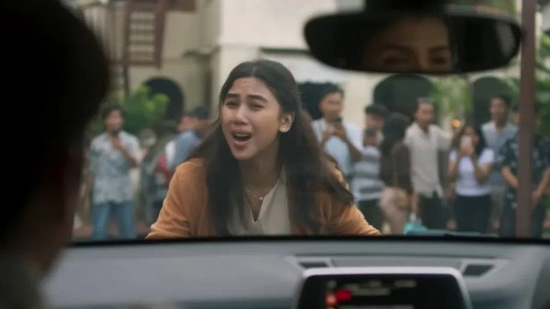 Sosok Ketiga: Lintrik still 7