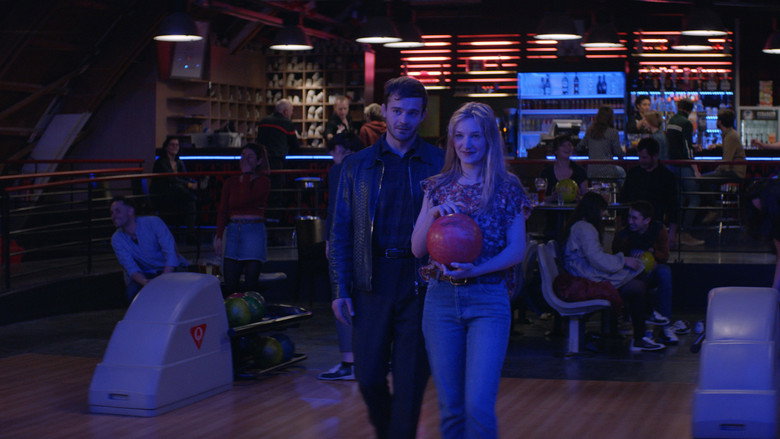 Saturn Bowling still 2