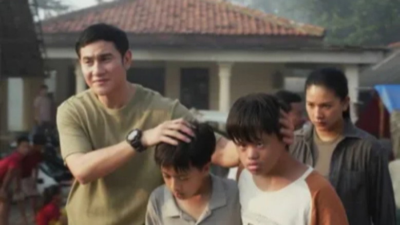 Landslide still 4