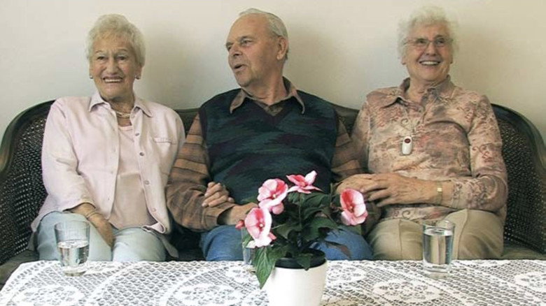 Ménage à trois still 1