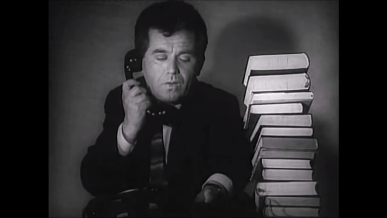 Estrada on the Screen still 2