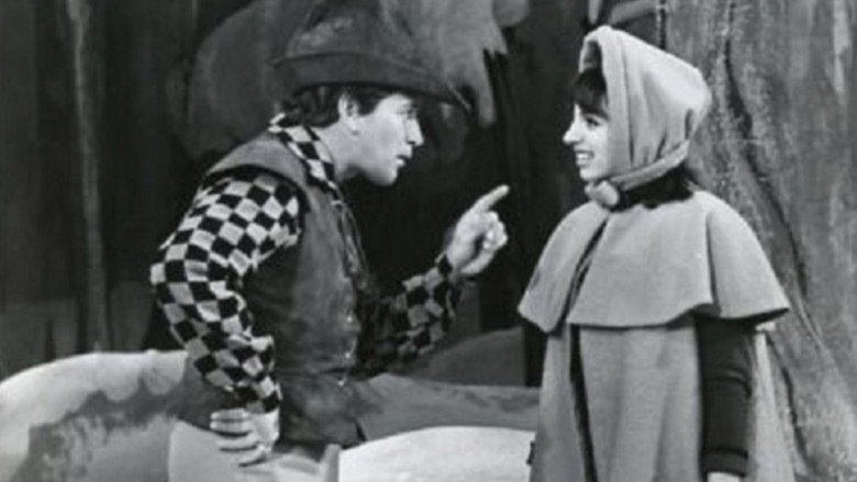 The Dangerous Christmas of Red Riding Hood still 1