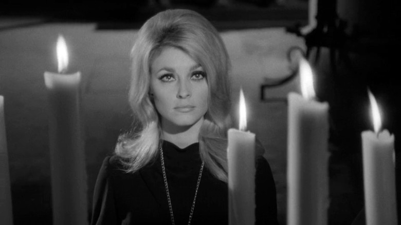 Eye of the Devil still 5