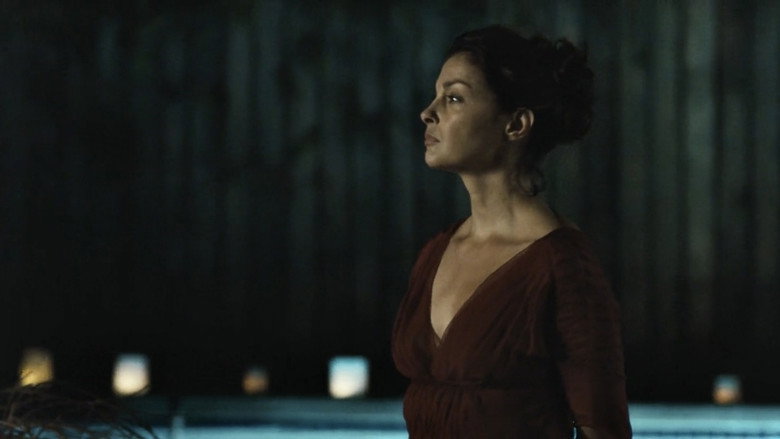 Helen still 3