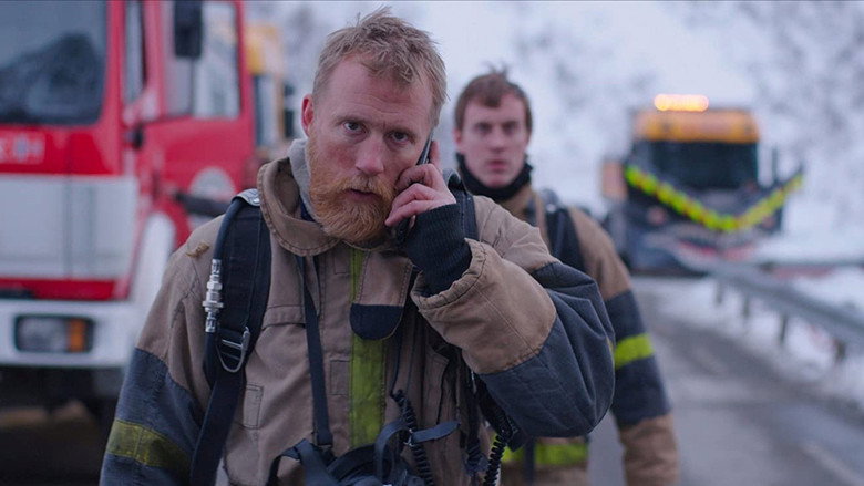The Tunnel still 6