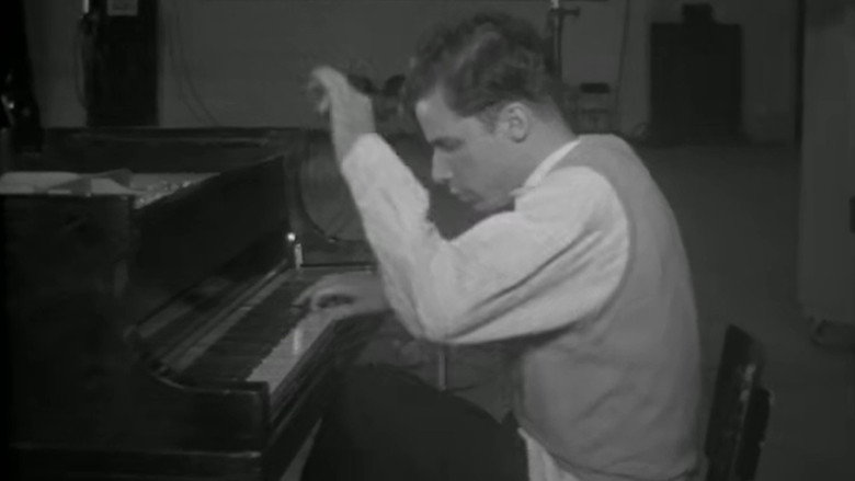 Glenn Gould: On the Record still 5