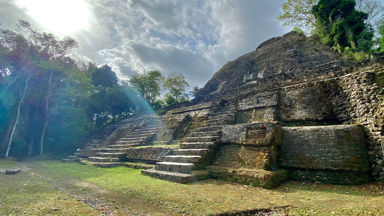 Ancient Maya Metropolis still 1
