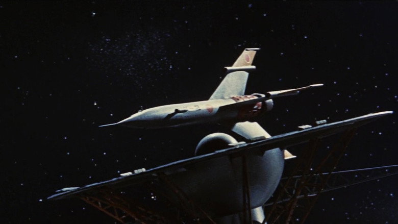 Gorath still 5