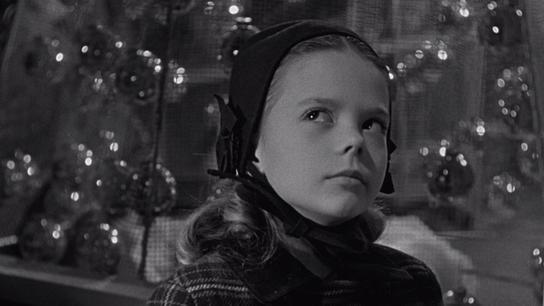 Miracle on 34th Street still 8