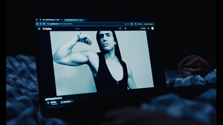 looksMAXXING still 2