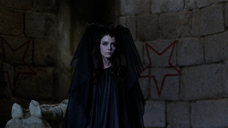 The Werewolf Versus the Vampire Woman still 1