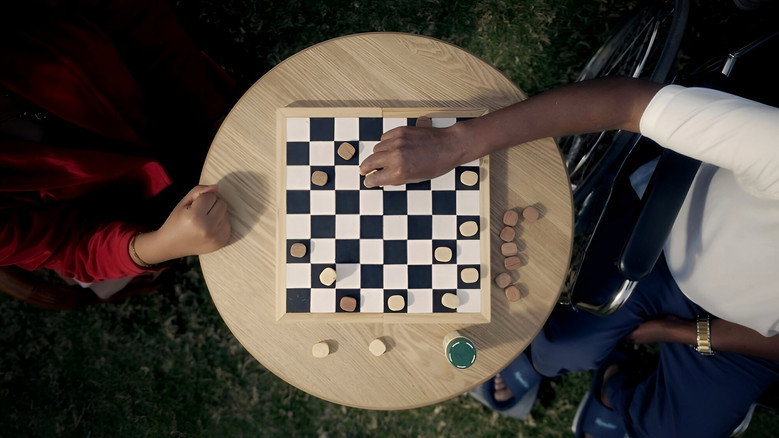 Albatross still 1