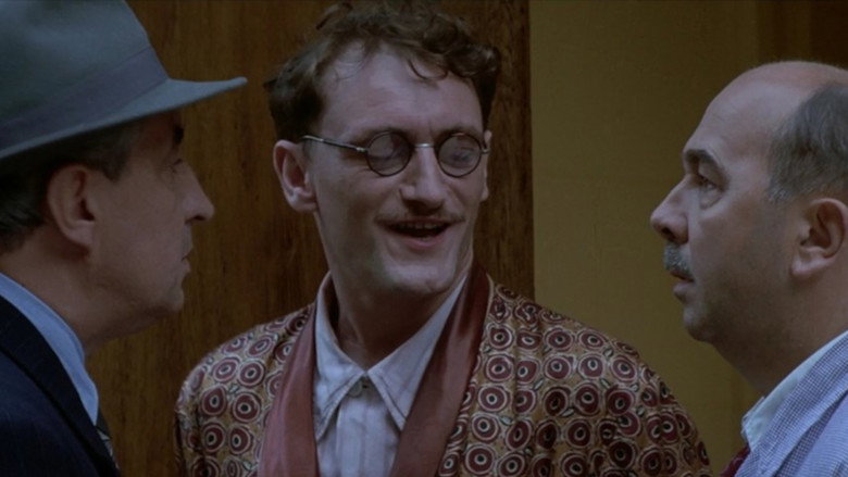 Monsieur Batignole still 4