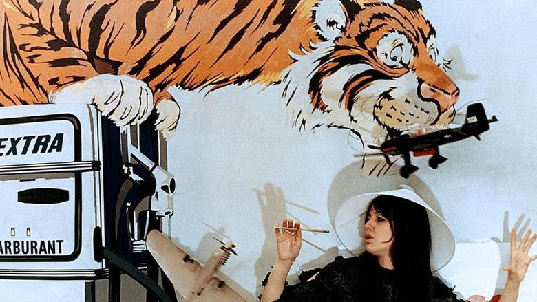 La Chinoise still 6
