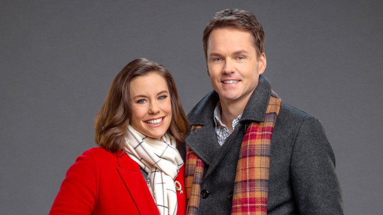 Holiday Hearts still 4