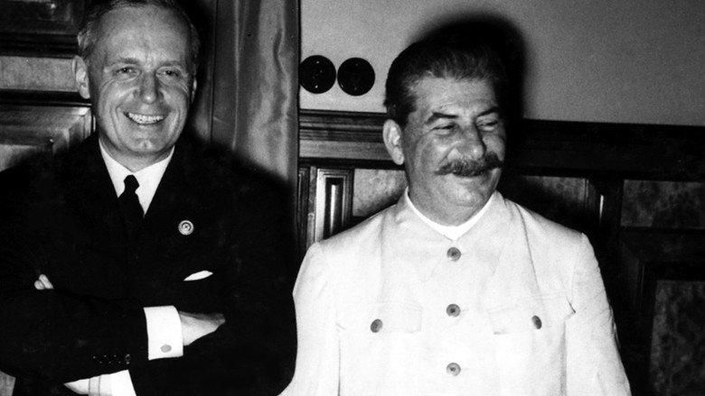 Hitler & Stalin: Portrait of Hostility still 8