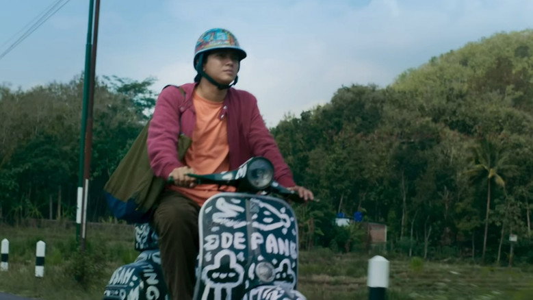 Sadali still 7