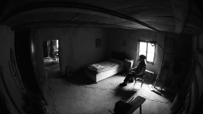 L'Hôte still 1
