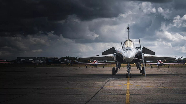 Rafale : Les Secrets de l'avion star de l'armée still 1