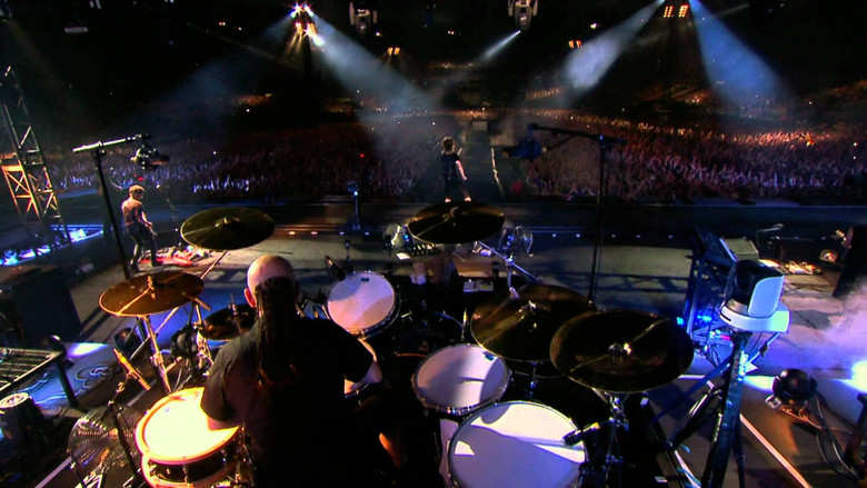 Indochine - Putain de stade still 4