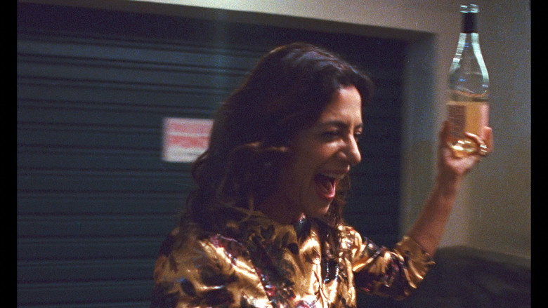 Isabel still 2